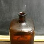 Vintage Medical Bottle / Ap..